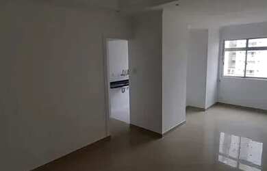 Imagem: O apartamento possui 3 Dormitórios, 1 Banheiro, 1 Vaga na garagem