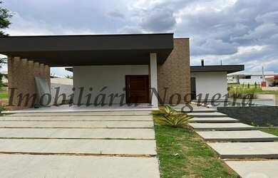 Imagem 2: Maravilhosa casa, excelente lazer para família Imobiliária Nogueira