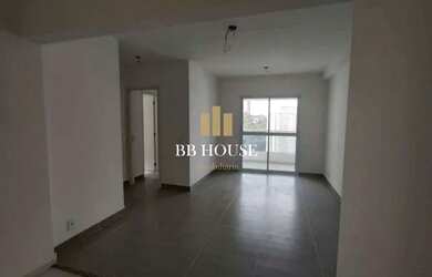 Imagem: O apartamento possui 2 Dormitórios, 1 Banheiro, 2 Vagas na