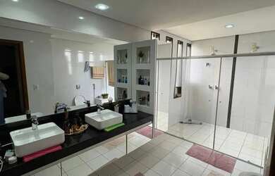 Imagem 6: JARDINS MÔNACO Sobrado para venda tem 356 metros quadrados com 4 quartos