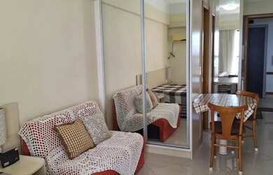 Imagem: O apartamento possui 1 Dormitório, Acomodam 3 pessoas, 1 Vaga