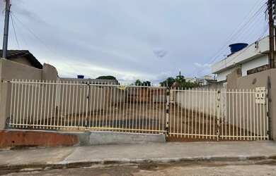 Imagem: O terreno possui 400m² de Área e está localizado em Brasil