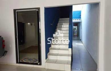 Imagem 10: Casa estilo sobrado com 4 dormitórios à venda, 225m² por R$ 650.000...