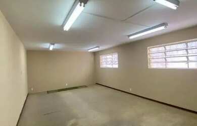 Imagem: O depósito possui 40m² de Área e está localizado em Zona