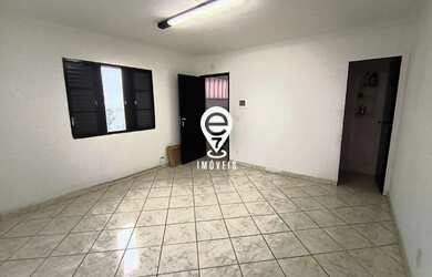 Imagem: O depósito possui 40m² de Área e está localizado em Vila