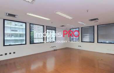 Imagem: O depósito possui 127m² de Área e Imóvel mobiliado e está