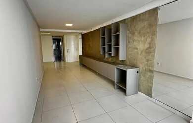 Imagem: O apartamento possui 3 Dormitórios, 3 Banheiros, 2 Vagas na