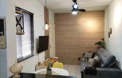 Imagem: O apartamento possui 2 Dormitórios, 1 Banheiro, 1 Vaga na garagem