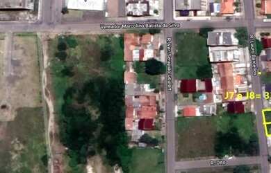 Imagem: O terreno possui 660m² de Área, Imóvel novo e está localizado