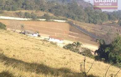 Imagem: O terreno possui 127.000m² de Área e está localizado em