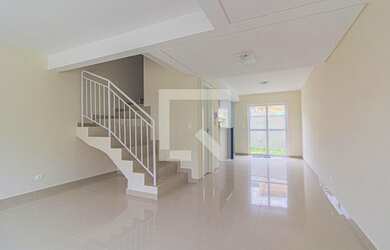 Imagem: A casa em condomínio possui 3 Dormitórios, 2 Banheiros, 1