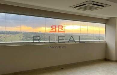 Imagem: O apartamento possui 4 Dormitórios, 5 Banheiros, 3 Vagas na