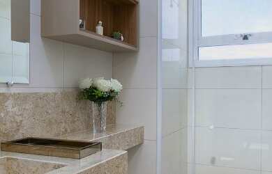 Imagem: O apartamento possui 2 Dormitórios, 2 Banheiros, 1 Vaga na