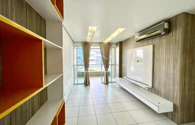 Imagem: O apartamento possui 3 Dormitórios, 4 Banheiros, 2 Vagas na