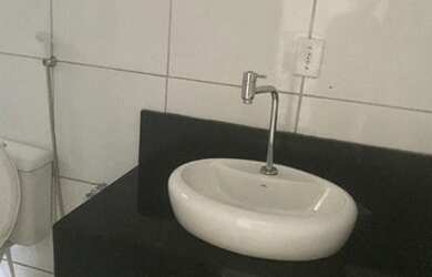 Imagem 9: Casa com 2 dormitórios - venda por R$ 330.000,00 ou aluguel por R$ 2.200,00/mês...