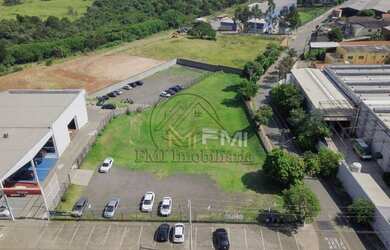 Imagem: O terreno possui 3.601m² de Área e está localizado em Chácara