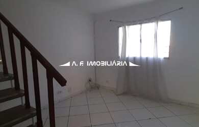 Imagem: A casa possui 2 Dormitórios, 1 Banheiro, 1 Vaga na garagem