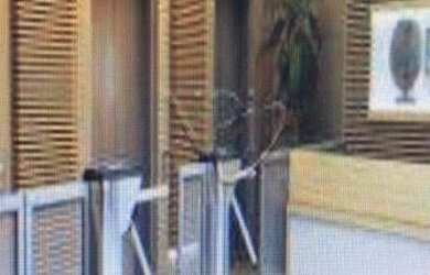 Imagem: O depósito possui 4 Vagas na garagem, 146m² de Área e está