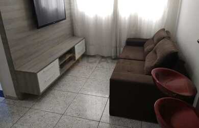 Imagem: O apartamento possui 2 Dormitórios, 1 Banheiro, 1 Vaga na garagem