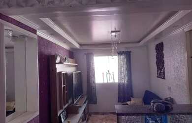 Imagem: A casa possui 2 Dormitórios, 1 Banheiro, 1 Vaga na garagem