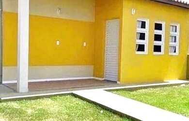 Imagem: A casa em condomínio possui 3 Dormitórios, 2 Banheiros, 1