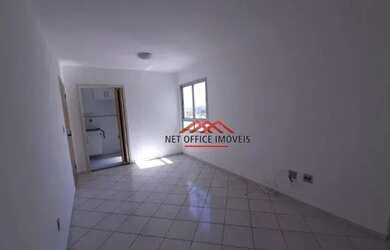 Imagem: O apartamento possui 2 Dormitórios, 1 Banheiro, 2 Vagas na