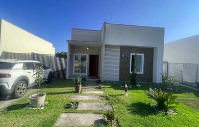 Imagem: A casa em condomínio possui 3 Dormitórios, 3 Banheiros, 5