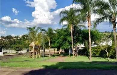 Imagem: O terreno possui 260m² de Área e está localizado em Loteamento