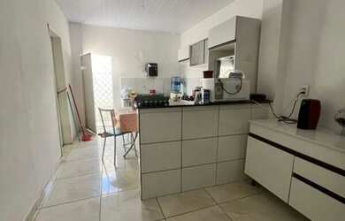 Imagem 5: Casa Residencial com 4 Quartos, 2 Vagas e Quintal no Parque Piauí Teresina