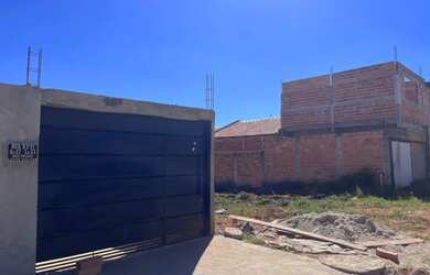 Imagem: O terreno possui 250m² de Área e está localizado em Senador