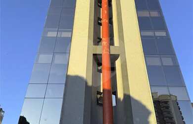 Imagem: O depósito possui 1 Vaga na garagem e 38m² de Área e está