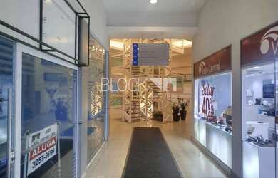 Imagem 2: Barra da Tijuca Galpão / depósito com 1 vaga na garagem