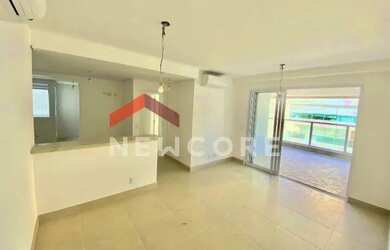 Imagem: O apartamento possui 4 Dormitórios, 4 Banheiros, 2 Vagas na