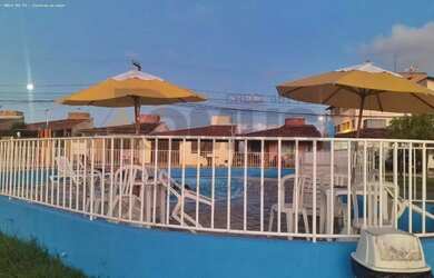 Imagem: A casa em condomínio possui 3 Dormitórios, 2 Banheiros, 2