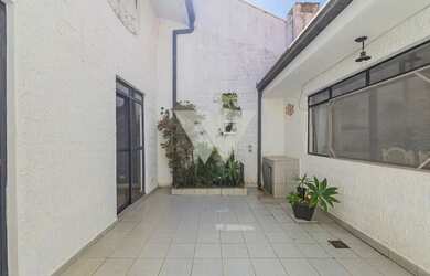 Imagem 15: Casa - 273m² priv - 4 quartos sendo 2 Suítes - 2 vagas - Seminário