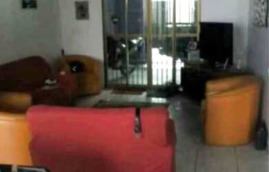 Imagem 9: VENDO CASA Casa com 4 dormitórios