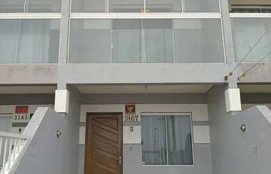 Imagem: A casa possui 2 Dormitórios, 2 Banheiros, 1 Vaga na garagem