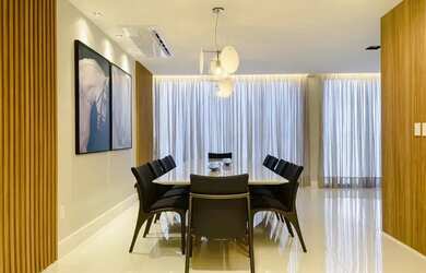 Imagem: A casa em condomínio possui 4 Dormitórios, 5 Banheiros, 5