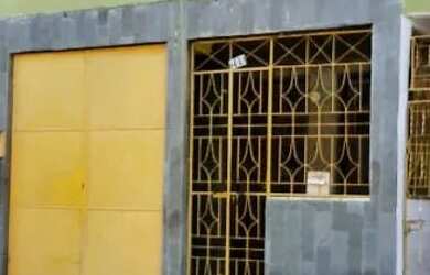 Imagem: A casa possui 4 Dormitórios, 2 Banheiros, 114m² de Área e