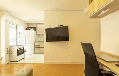 Imagem: O apartamento possui 1 Dormitório, 1 Banheiro, 1 Vaga na garagem