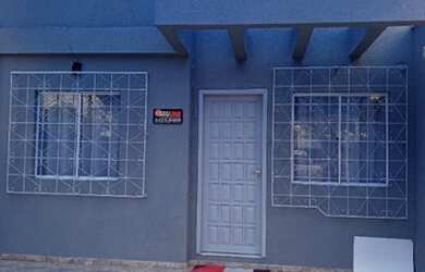 Imagem: A casa possui 2 Dormitórios, 2 Vagas na garagem, Imóvel novo