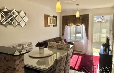 Imagem: A casa em condomínio possui 4 Dormitórios, 4 Banheiros, 2