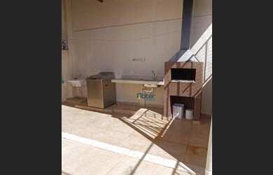 Imagem: O apartamento na cobertura possui 4 Dormitórios, 2 Banheiros