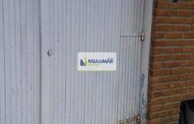 Imagem 2: Sobrado para venda possui 69 metros quadrados com 3 quartos em Balneario...