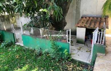 Imagem: A casa possui 4 Dormitórios, 4 Banheiros, 165m² de Área e