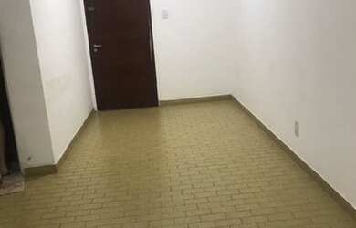 Imagem: A kitnet possui 1 Dormitório, 1 Banheiro, 1 Vaga na garagem