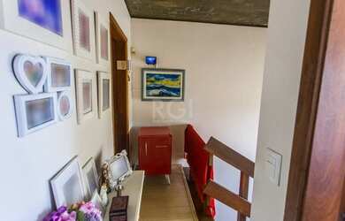 Imagem 10: EXCELENTE CASA COM PISCINA E VISTA GUAIBA 3 DORMITÓRIOS NO CRISTAL