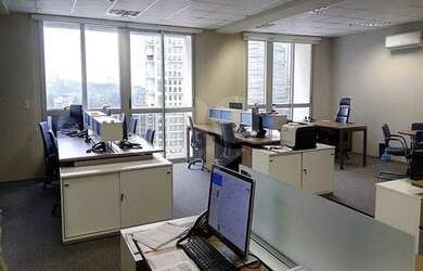 Imagem: O depósito possui 89m² de Área e está localizado em Vila