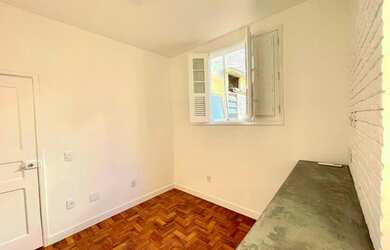 Imagem: O apartamento possui 1 Dormitório, 1 Banheiro e 30m² de Área