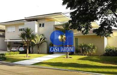 Imagem: A casa em condomínio possui 4 Dormitórios, 5 Banheiros, 5